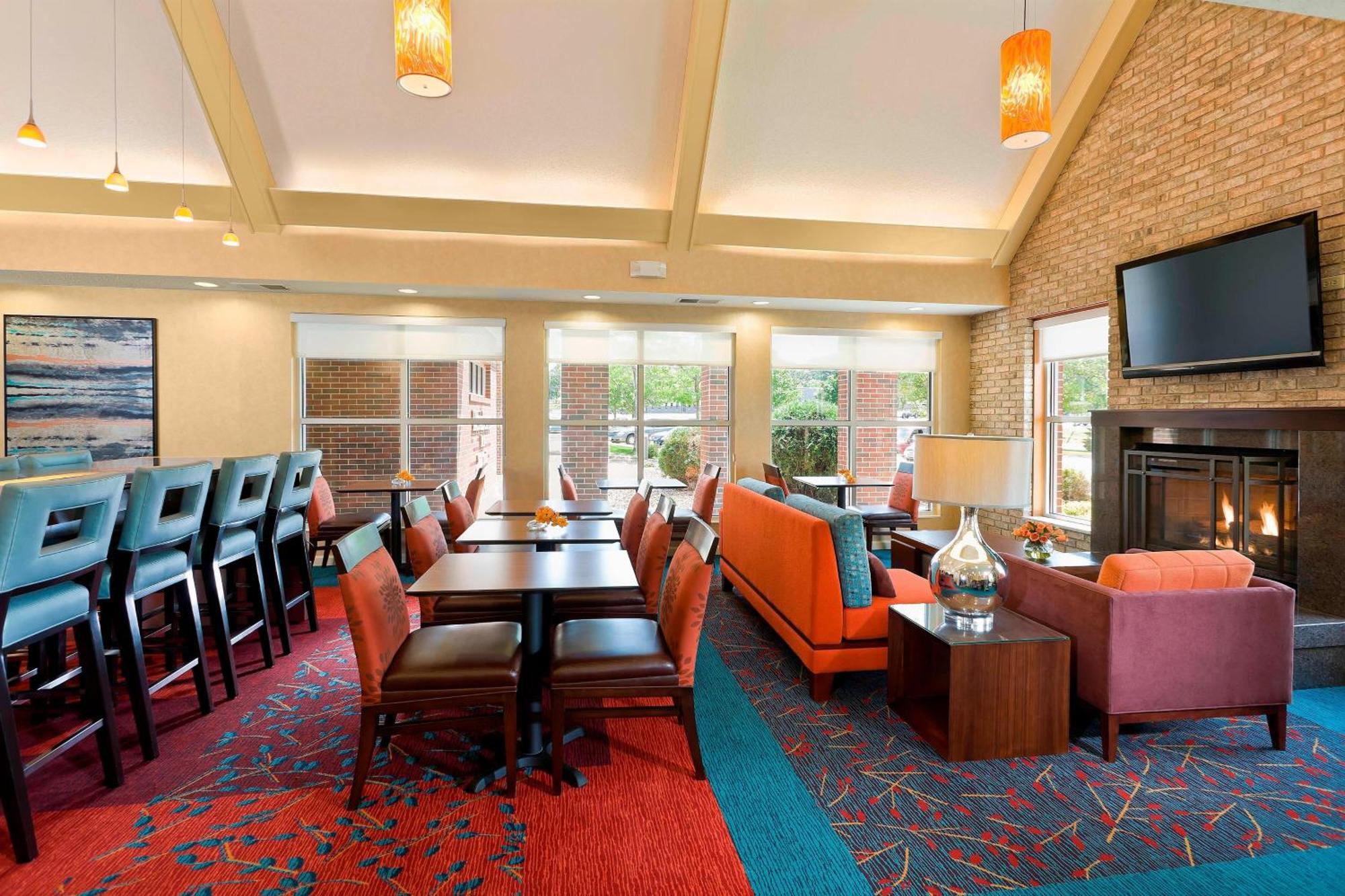 Residence Inn By Marriott סידר רפידס מראה חיצוני תמונה